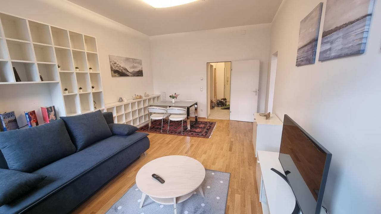 Sunny Apartment Next To Metro 1Br Wien Exteriör bild