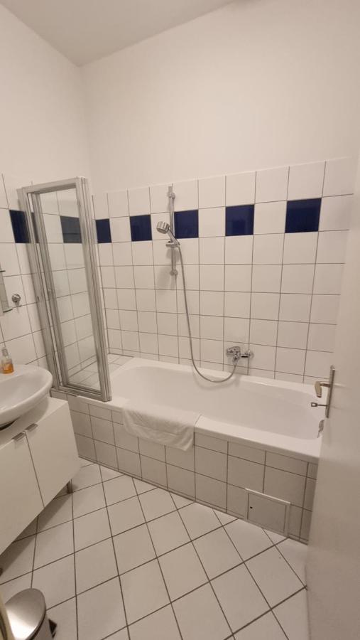 Sunny Apartment Next To Metro 1Br Wien Exteriör bild