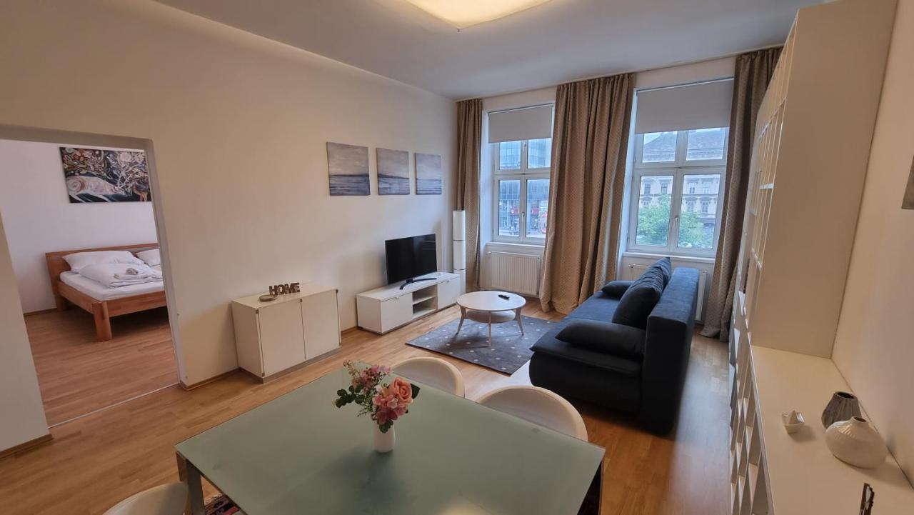 Sunny Apartment Next To Metro 1Br Wien Exteriör bild