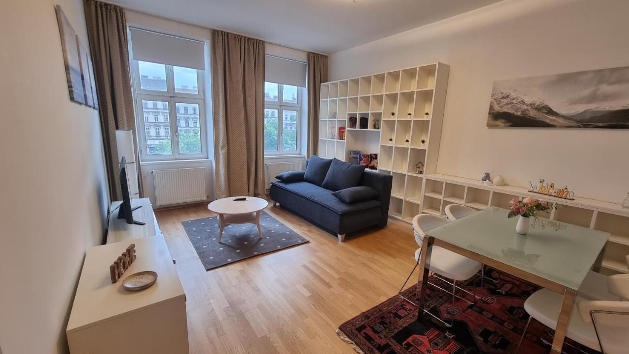 Sunny Apartment Next To Metro 1Br Wien Exteriör bild