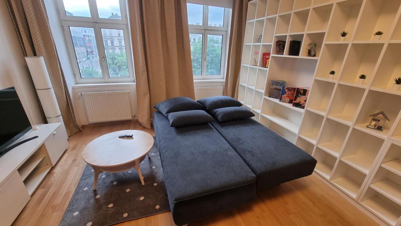 Sunny Apartment Next To Metro 1Br Wien Exteriör bild