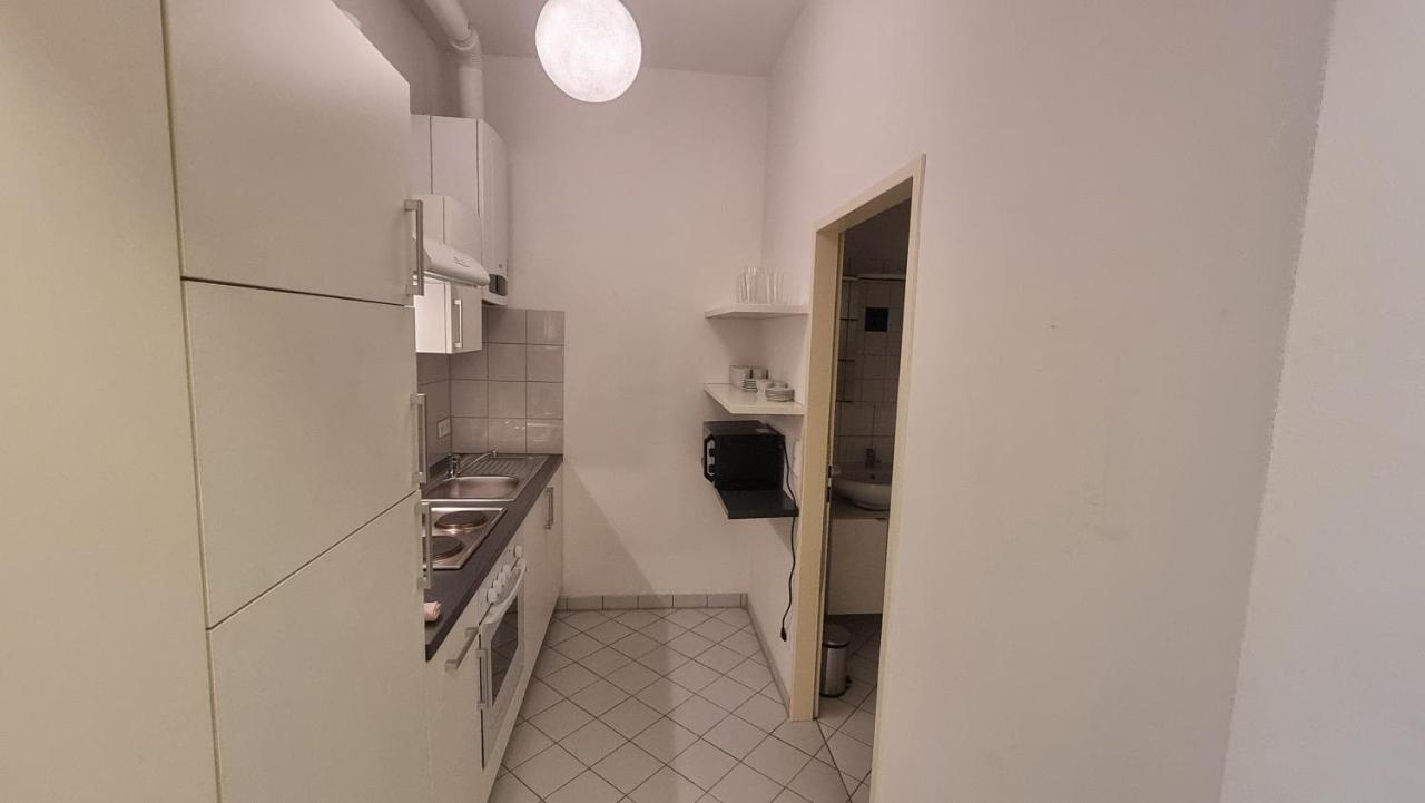 Sunny Apartment Next To Metro 1Br Wien Exteriör bild