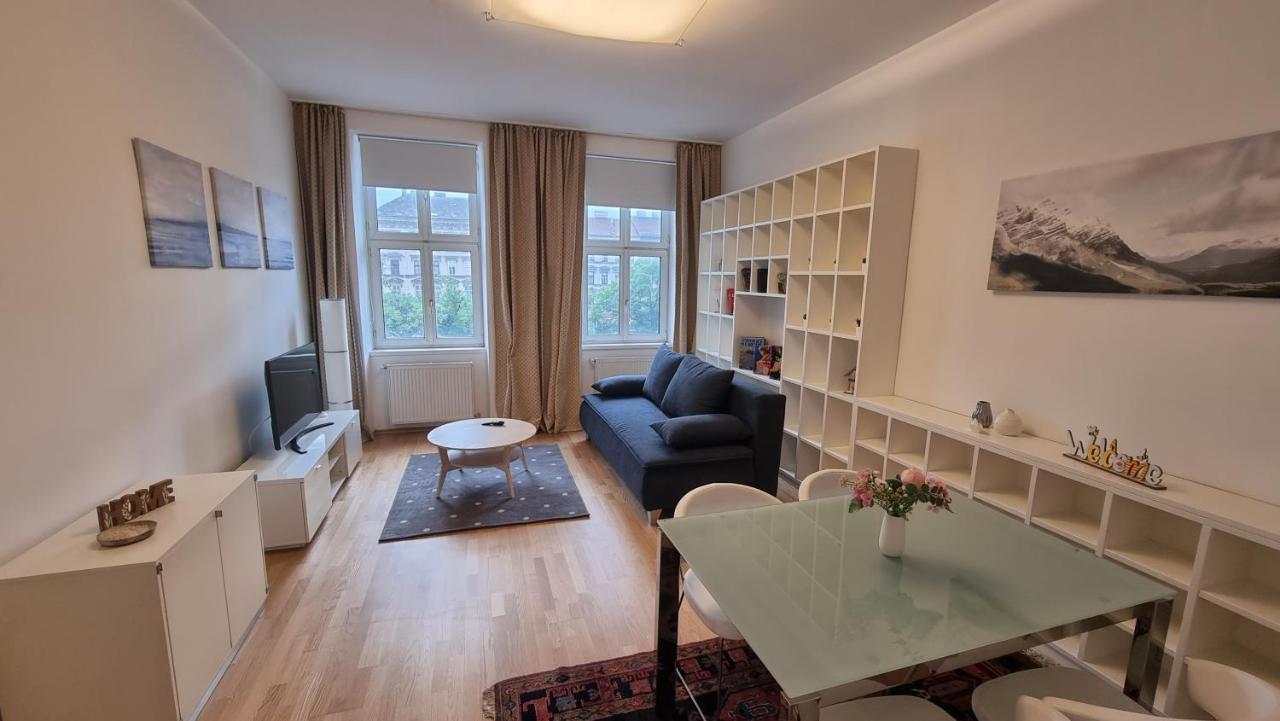 Sunny Apartment Next To Metro 1Br Wien Exteriör bild