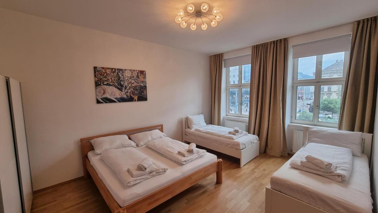 Sunny Apartment Next To Metro 1Br Wien Exteriör bild